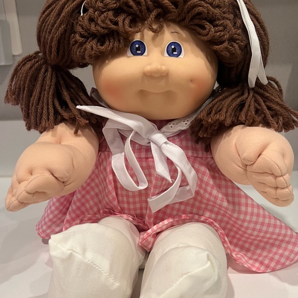 Vintage Cabbage Patch Doll 19781982